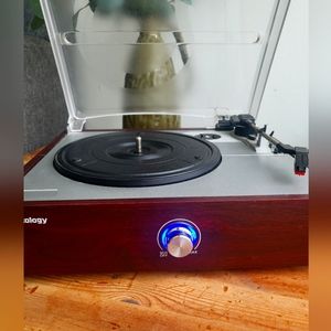 Vintage Style Audiology Vinyl 3 in 1 Player